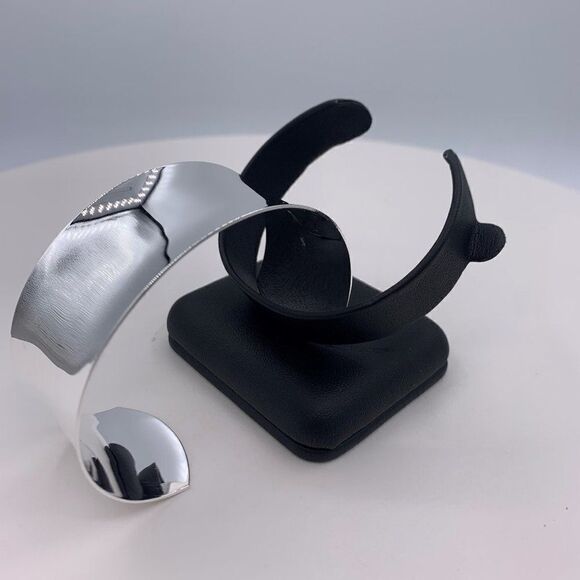 Cuff bracelet , stamped solid 925 silver, mirror finish,1 inch width, new - Picture 6 of 16